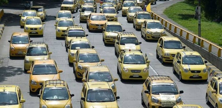 MinTransporte presentó borrador de decreto para transformar operación de taxis